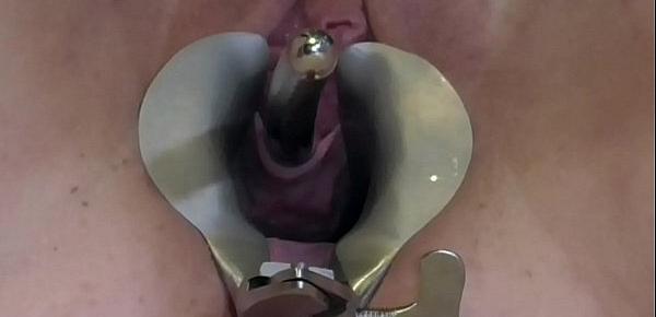  AnalSlut Urethra Play 11mm - Opening her cunt - stretching her urethra with Sounds, a Speculum and toys